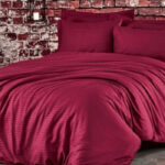 Posteljina damast bordo