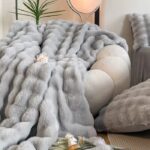 Ćebe Zara SVETLO SIVA