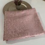 Dekorativni stolnjak ROZE